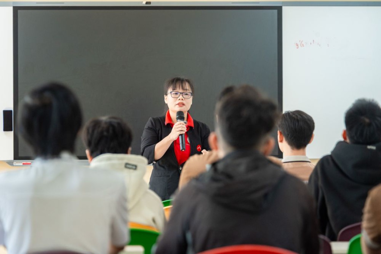 DNTU KẾT NỐI DOANH NGHIỆP – MỞ RỘNG ĐỊNH HƯỚNG NGHỀ NGHIỆP QUỐC TẾ CHO NGƯỜI HỌC