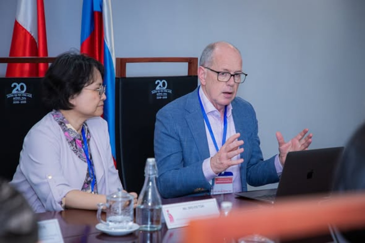 DNTU làm việc với Tổ chức OCLC và Công ty IDT: Thúc đẩy hợp tác quốc tế và chuyển đổi số thư viện