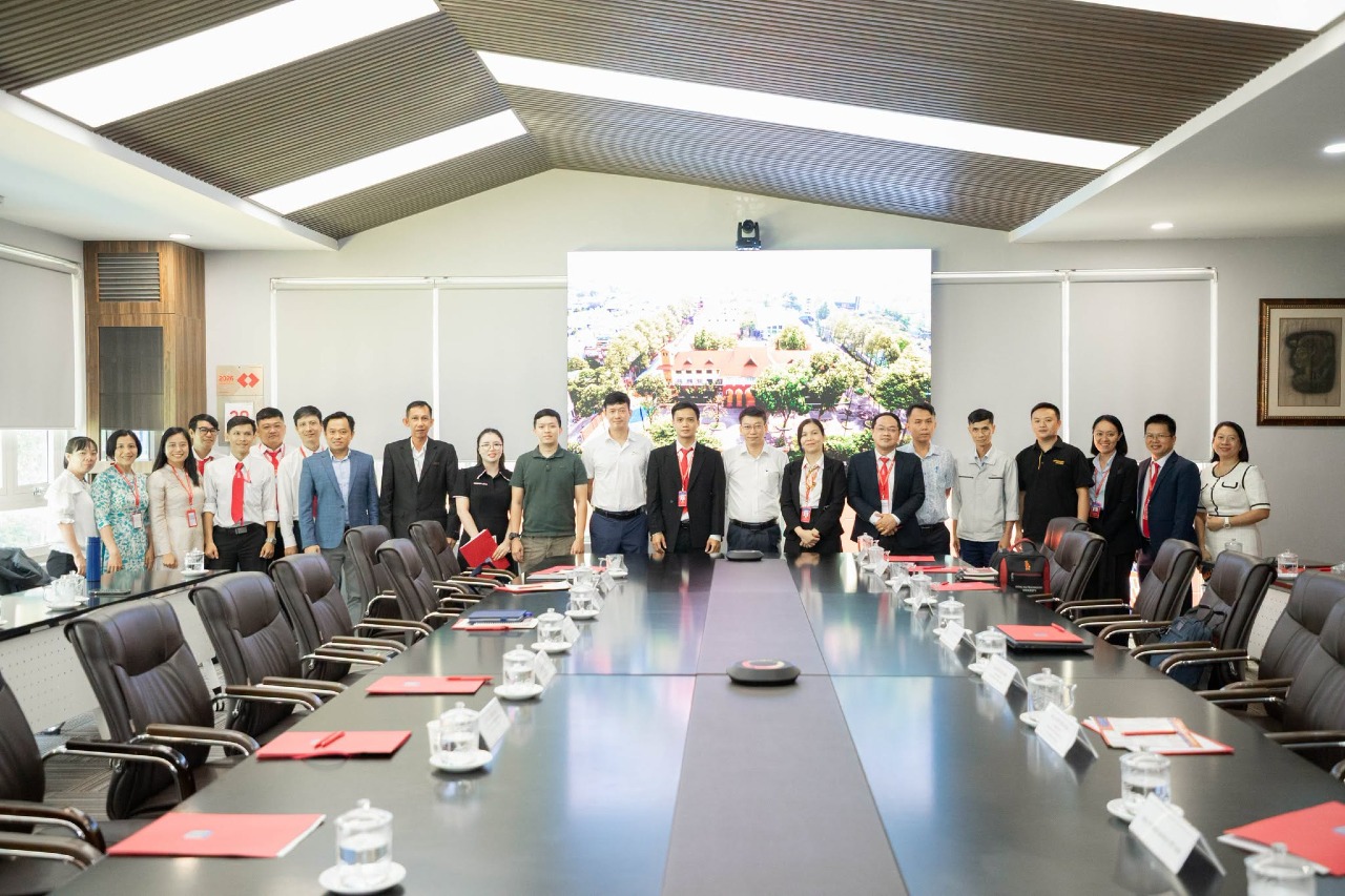 Hội nghị hội đồng doanh nghiệp dntu lần thứ iii, năm học 2025 – 2026: tăng cường kết nối nhà trường – doanh nghiệp, nâng cao chất lượng đào tạo